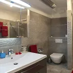 Center Kadena Apartman *